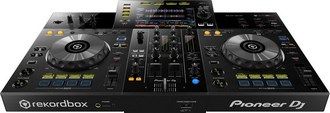 Pioneer випускає DJ-контролер all-in-one XDJ-RR!