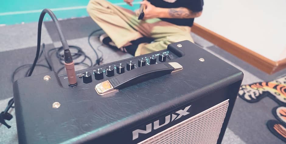 Комбопідсилювач NuX Mighty 40BT з Bluetooth.jpg