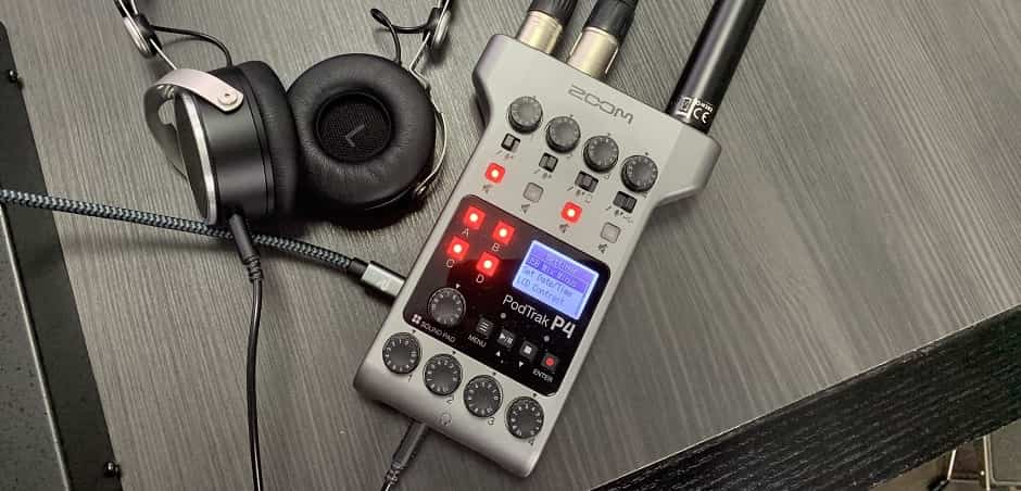 Zoom PodTrak P4.jpg Zoom PodTrak P4.jpg
