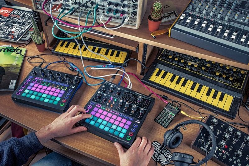 Novation Circuit Mono Station