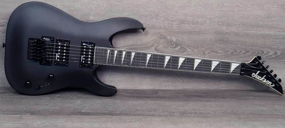 Jackson JS32 Dinky.jpg