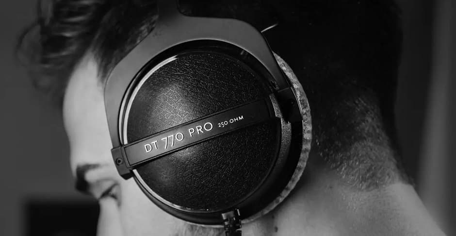 Beyerdynamic DT 770 Pro.jpg Beyerdynamic DT 770 Pro.jpg