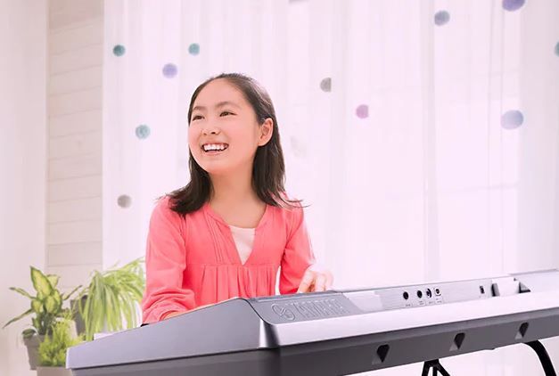 003 YAMAHA YPT-370.JPG