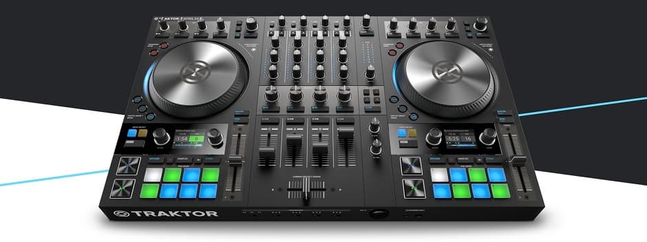 Native Instruments Traktor Kontrol S4 MK3.jpg Native Instruments Traktor Kontrol S4 MK3.jpg