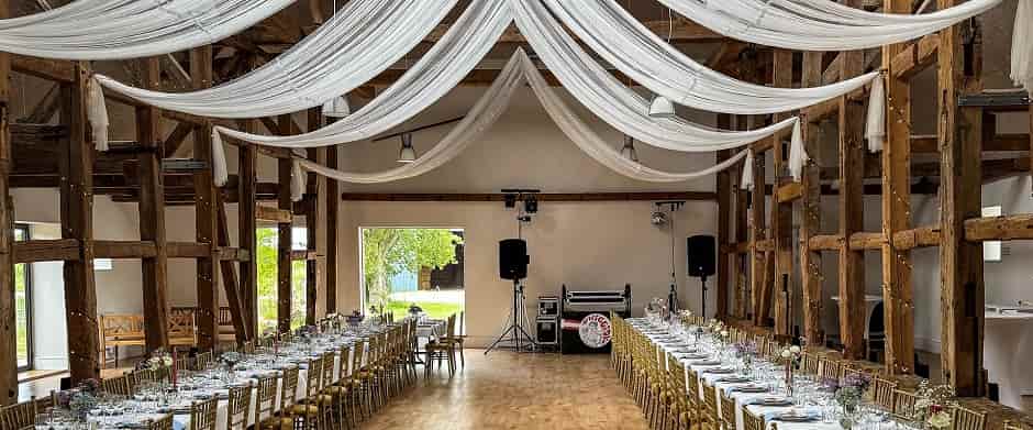 Типы звукового оборудования для свадеб.jpg