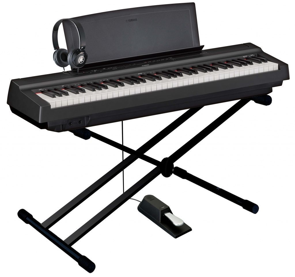 Yamaha P-121 2.jpg Yamaha P-121 2.jpg