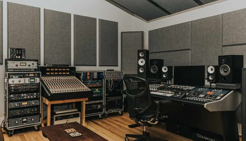 Поширені міфи про АЧХ.jpg