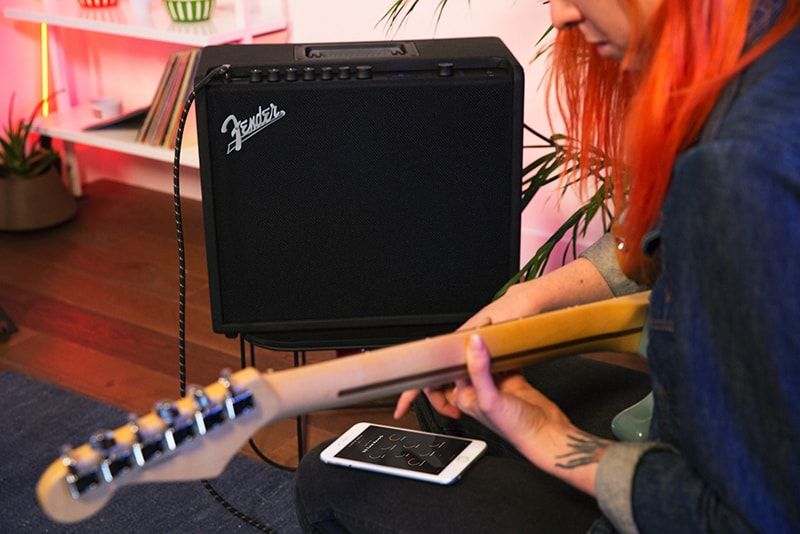 Fender Mustang GT