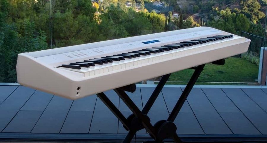 Roland FP-90X.jpg Roland FP-90X.jpg