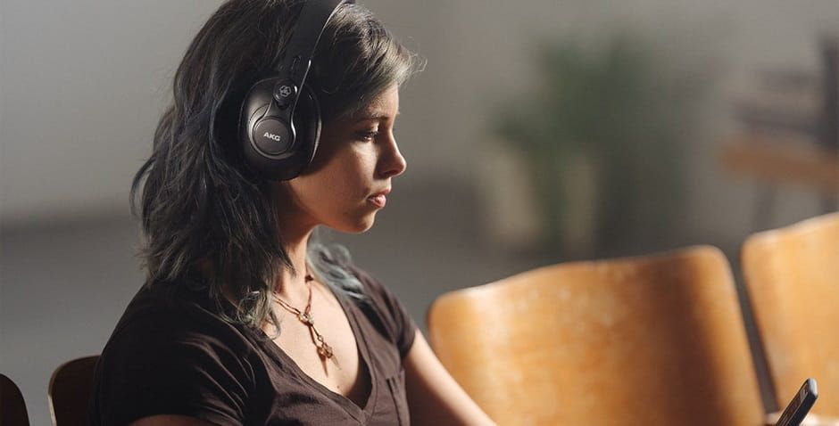 AKG K371.jpg AKG K371.jpg