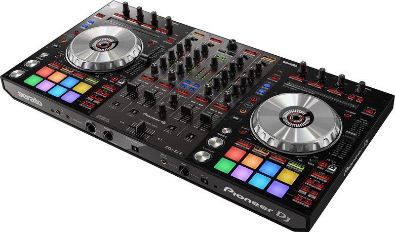 Pioneer DDJ-SX3 2.jpg