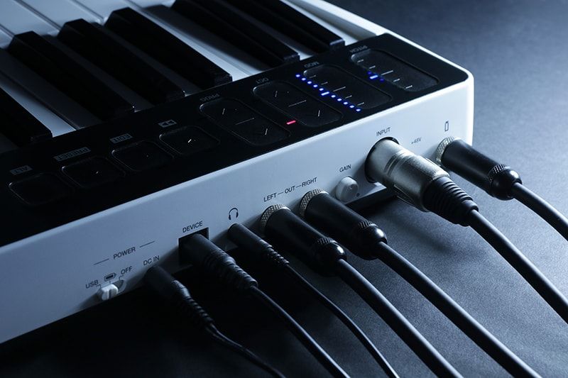 IK Multimedia iRig Keys I/O IK Multimedia iRig Keys I/O