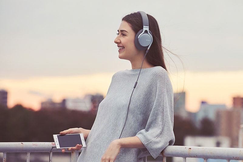 sony-mdr-1am2-3s.jpg sony-mdr-1am2-3s.jpg
