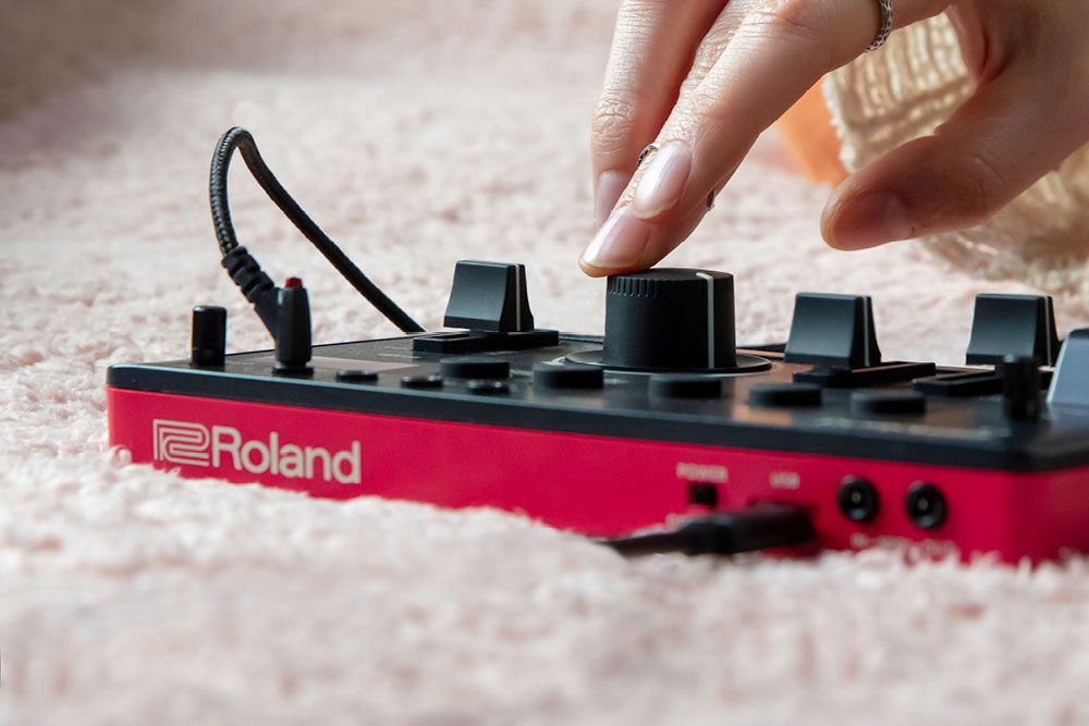 003 Roland E-4 Voice Tweaker.jpg