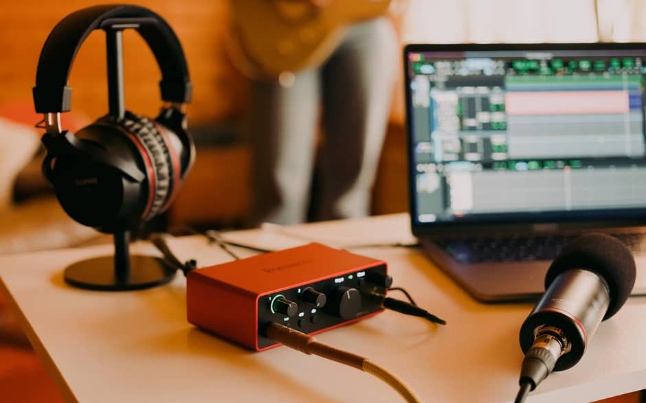 Ключові особливості та комплект програмного забезпечення.jpg