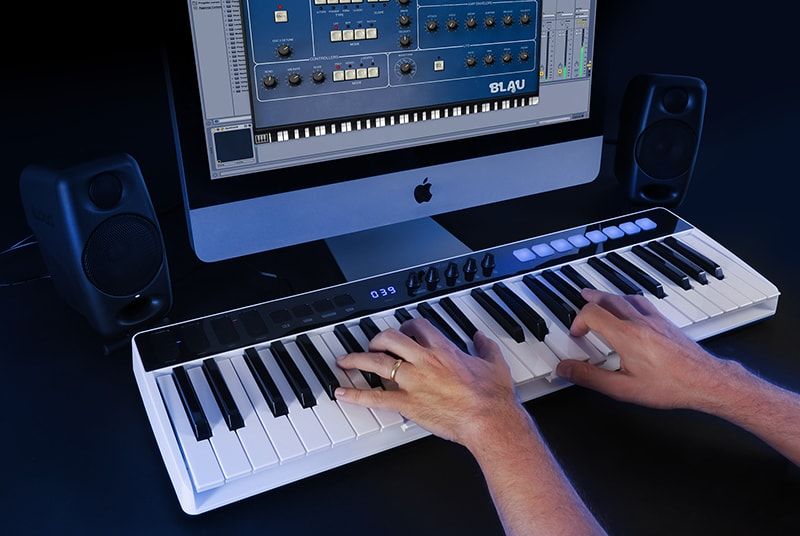 IK Multimedia iRig Keys I/O IK Multimedia iRig Keys I/O