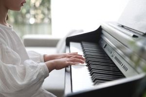 Молоточкова клавіатура H1 Ivory