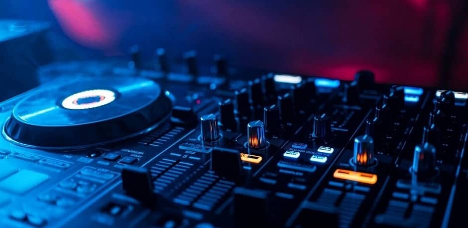 Посыл Возврат эффекты - профессиональная обработка.jpg Посыл Возврат эффекты - профессиональная обработка.jpg