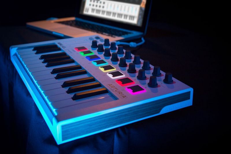 Arturia MiniLab MKII 
