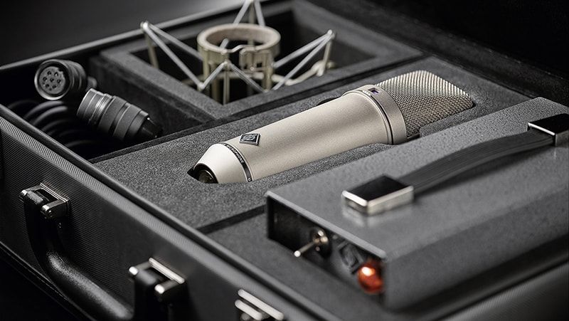 Neumann U67 Set 3.jpg Neumann U67 Set 3.jpg