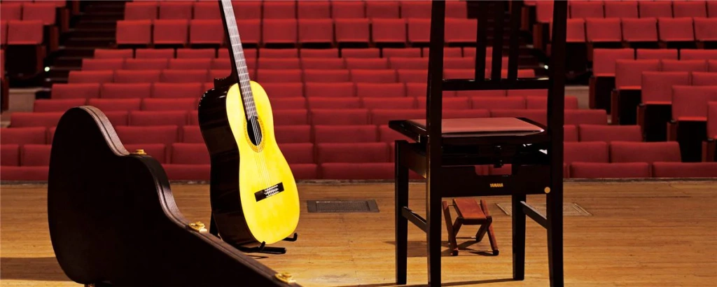 Класичні гітари Yamaha серії Grand Concert (GC)
