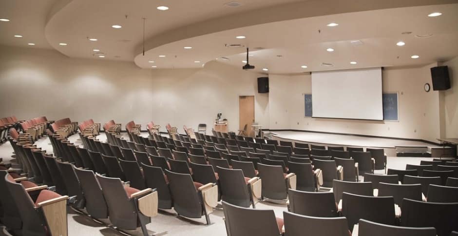 Огляд звукового обладнання для шкіл.jpg