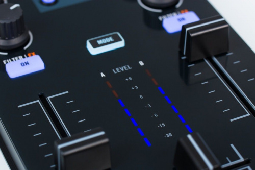 DJ-контроллер Native Instruments TRAKTOR KONTROL Z1 - JCS.UA фото 6