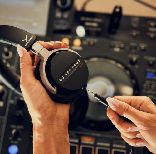 Наушники Beyerdynamic DJ 300 PRO X Club - JCS.UA фото 7 Наушники Beyerdynamic DJ 300 PRO X Club - JCS.UA фото 7