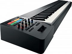 MIDI-клавіатура Roland A-88MKII