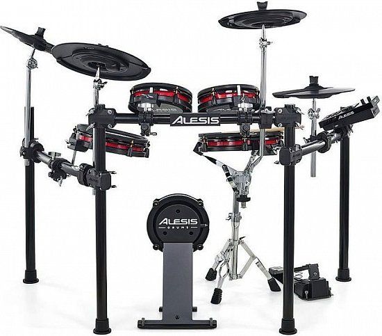 Ударные установки Alesis: сравнение Turbo Mesh Kit, Nitro Max Kit, Command Mesh Kit и Crimson II Special Edition