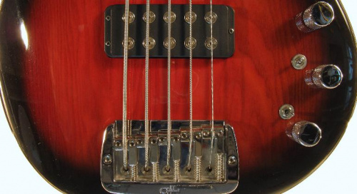 Бас-гітара G & L L1505 FIVE STRINGS (Redburst, rosewood) №CLF43470 - JCS.UA фото 5