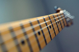 Що слід знати про гітарні струни?
