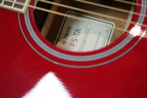 Электроакустическая гитара YAMAHA FS-TA TransAcoustic (Ruby Red) - JCS.UA фото 6