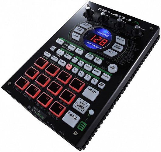 Новинка! Компактний семплер серії AIRA - Roland SP-404A!