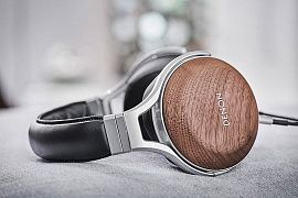 Анонс! Denon AH-D7200 – флагманские наушники закрытого типа