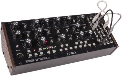 Синтезатор MOOG MOTHER-32 - JCS.UA
