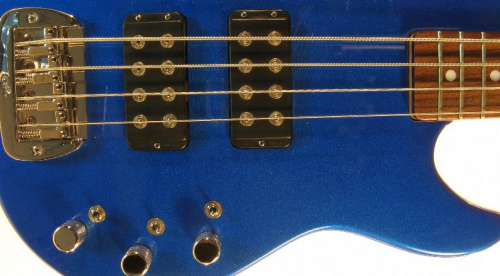 Бас-гітара G & L L2000 FOUR STRINGS (Electric Blue, rosewood) №CLF50940 - JCS.UA фото 4