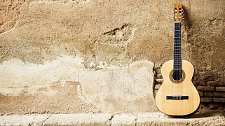 Что всем стоит знать при подборе классической гитары?
